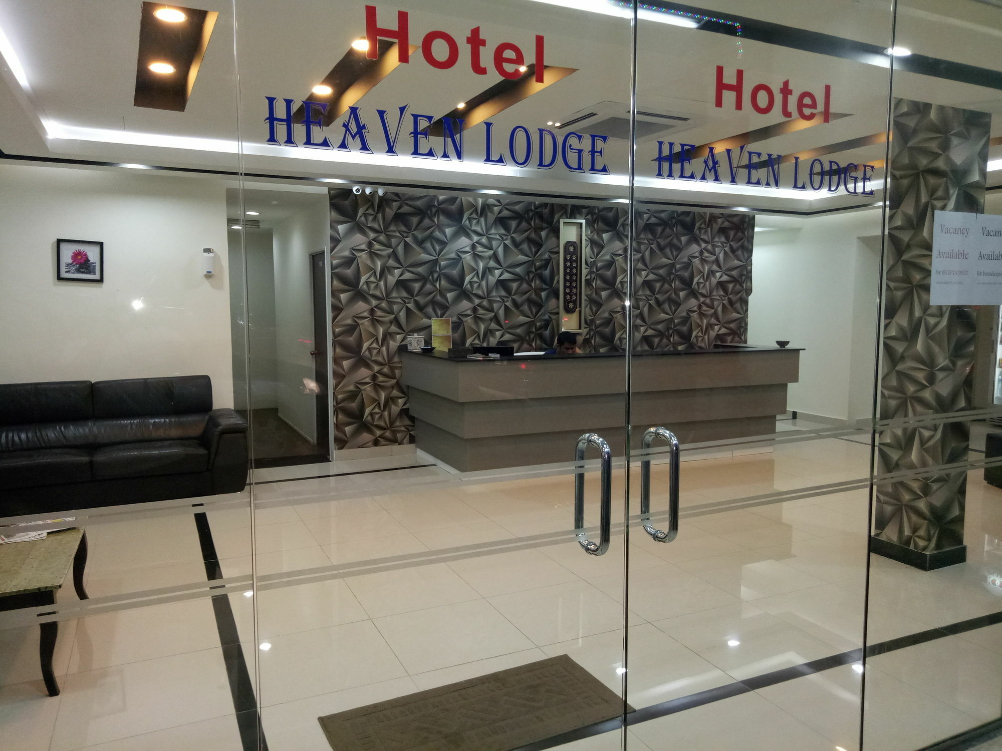 Hotel Heaven Lodge - Kuala Lumpur — Photos 3